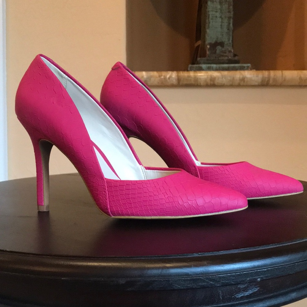 Hot pink pointed toe high heel